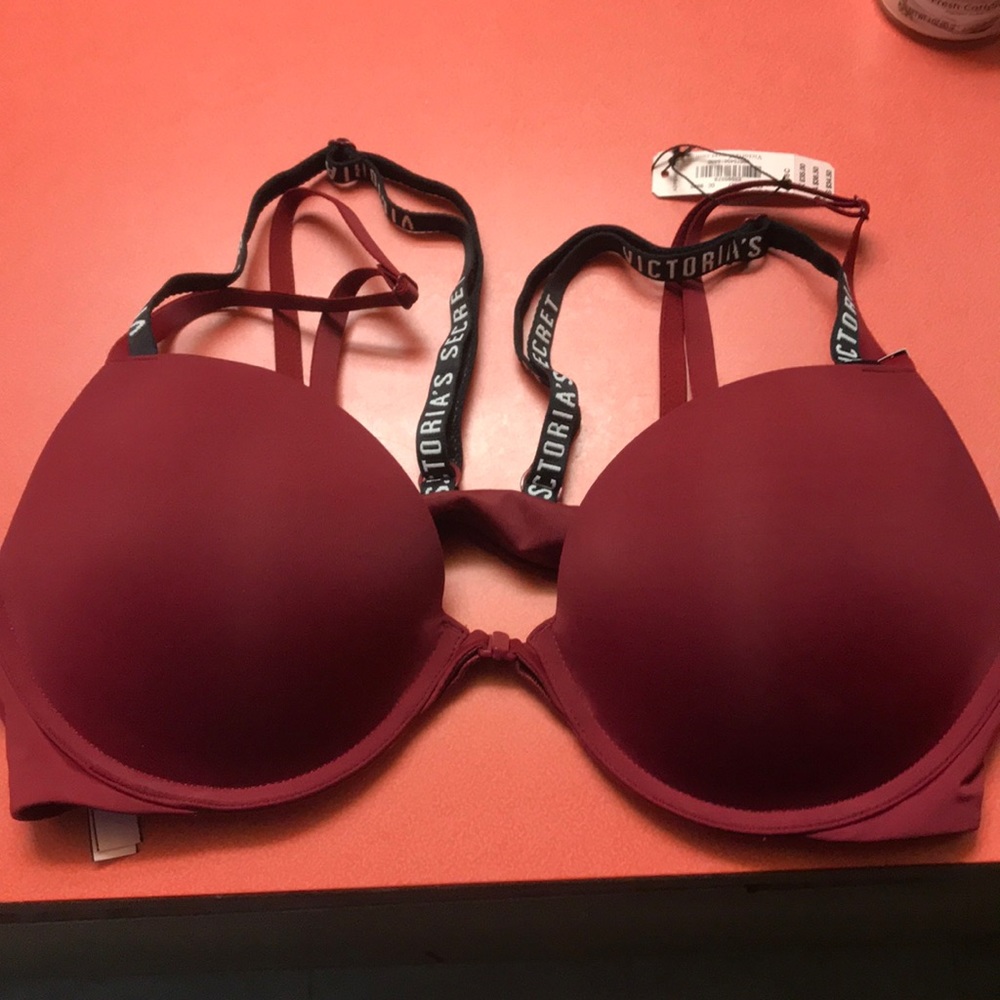 BRAND NEW Victoria’s Secret bra